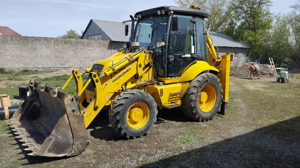 Hidromek HMK 102B, Экскаваторы-погрузчики
