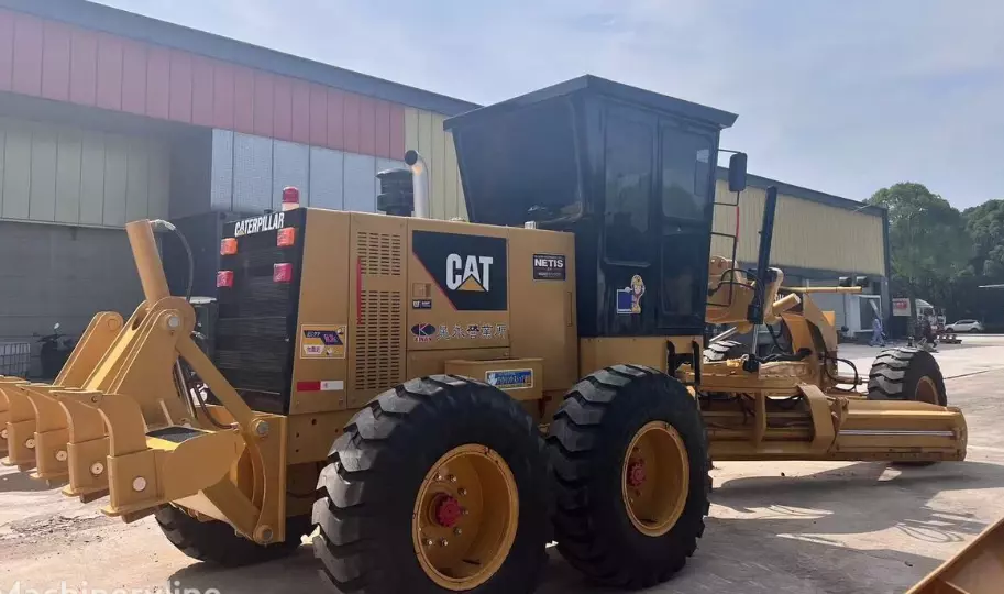 Caterpillar 140G, Грейдеры