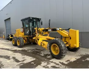 Caterpillar 140K, Грейдеры