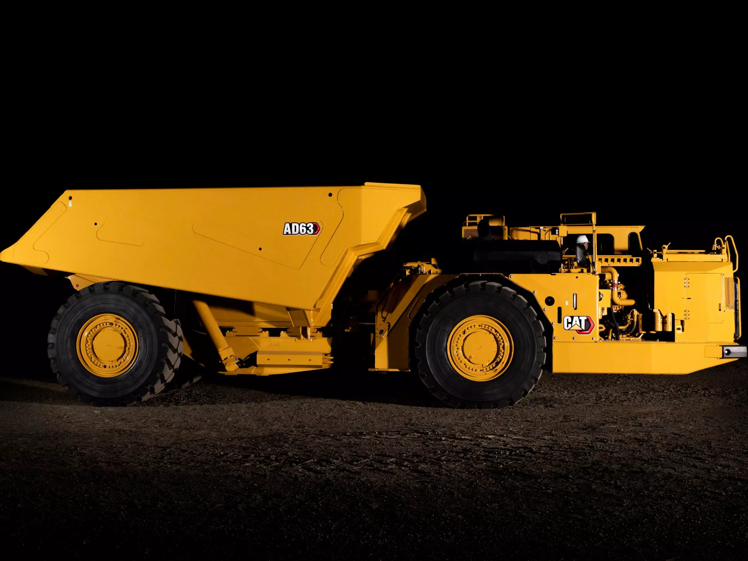Caterpillar AD63, Шахтные самосвалы