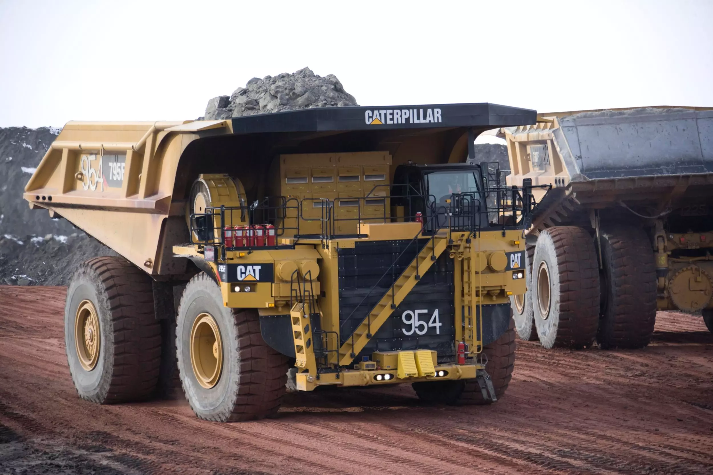 Caterpillar 795F AC, Карьерные самосвалы