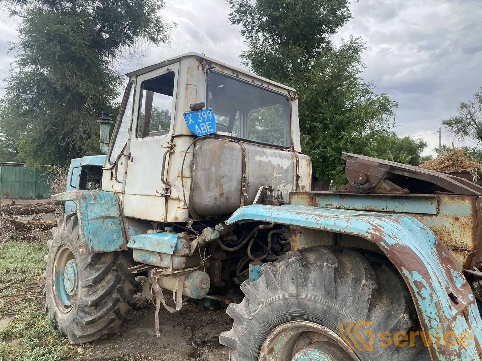 ХТЗ T-156Б-09 