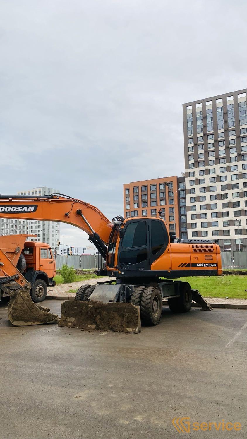 DOOSAN / DEVELON