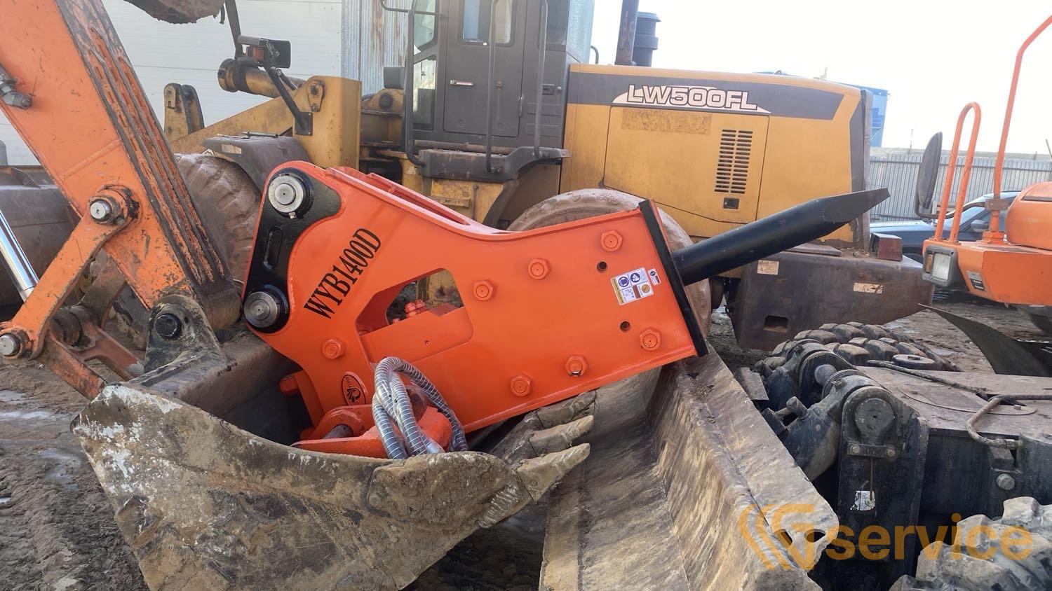 DOOSAN / DEVELON