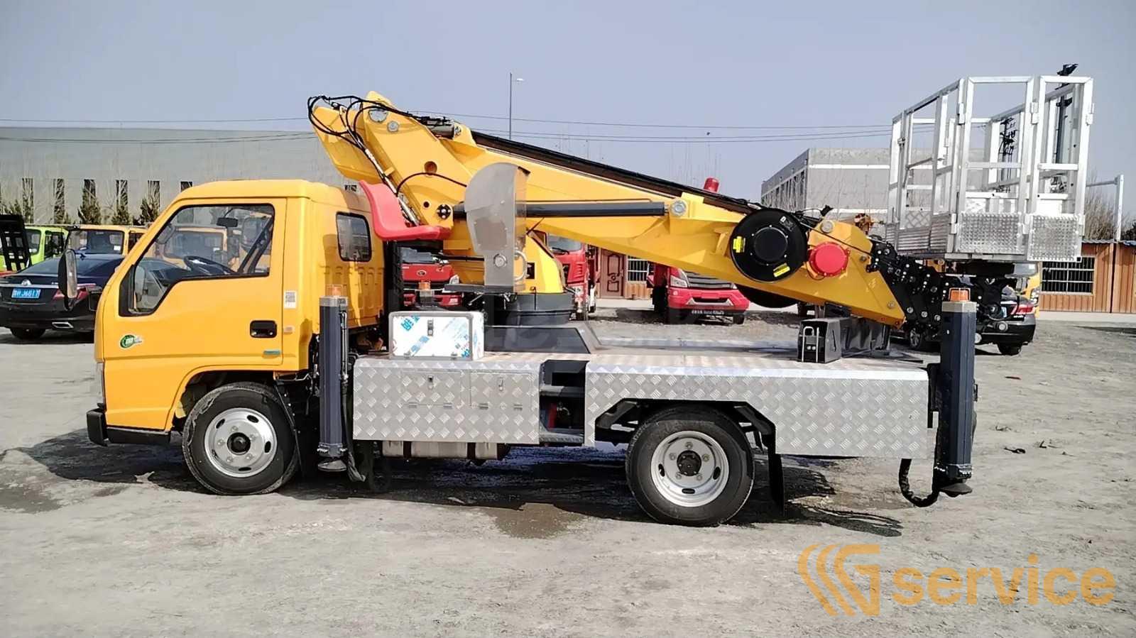 Isuzu Elf 5.2 (автогидроподъемник)