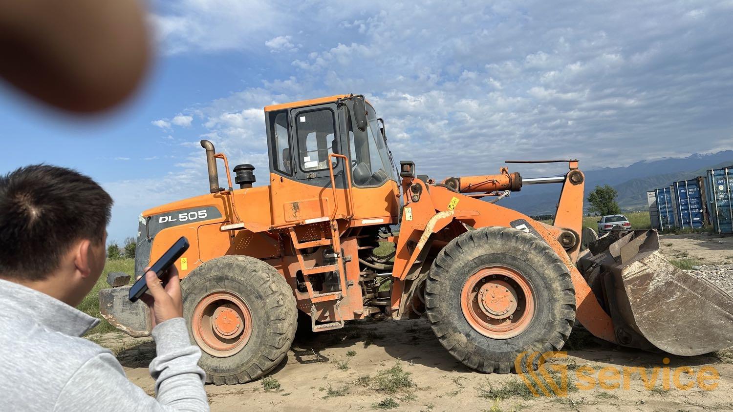 DOOSAN / DEVELON