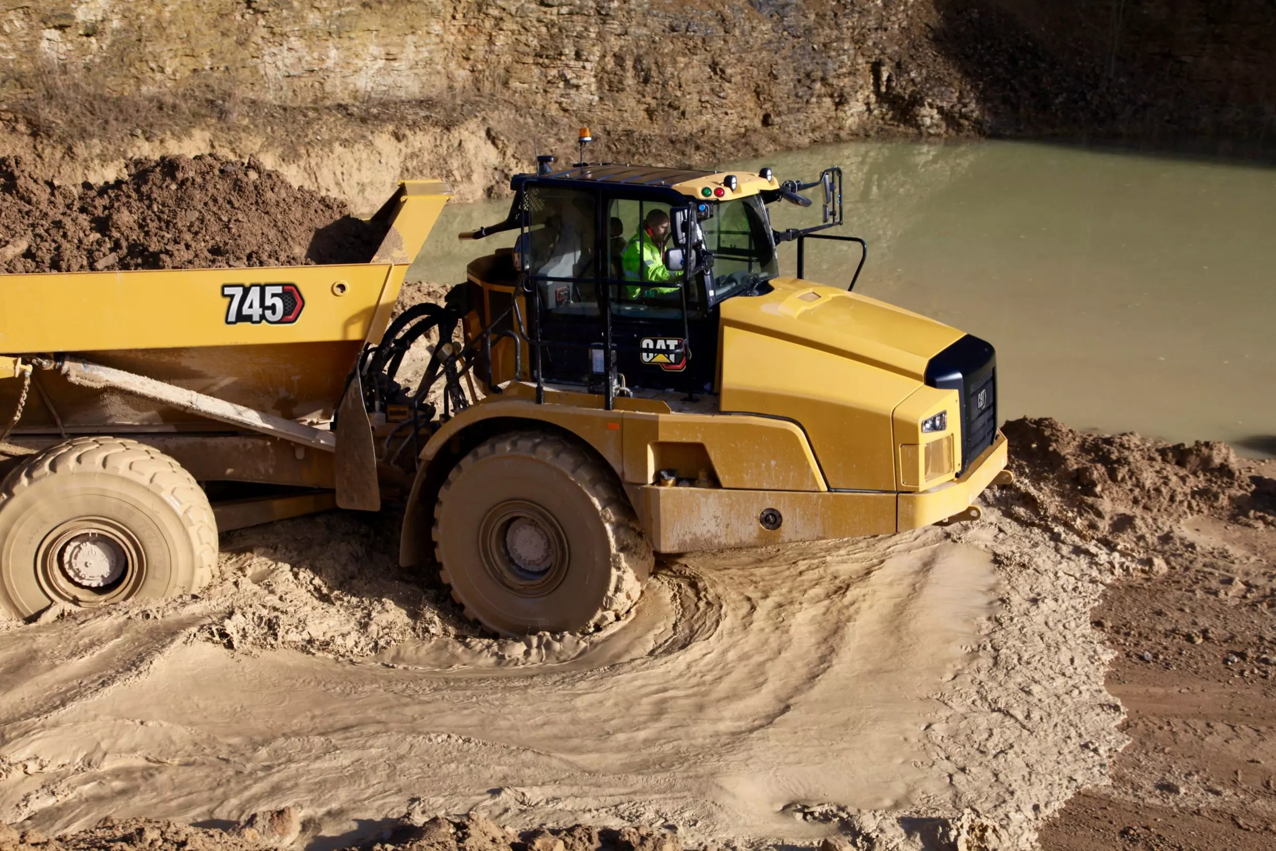 Cat 745, Шахтные самосвалы