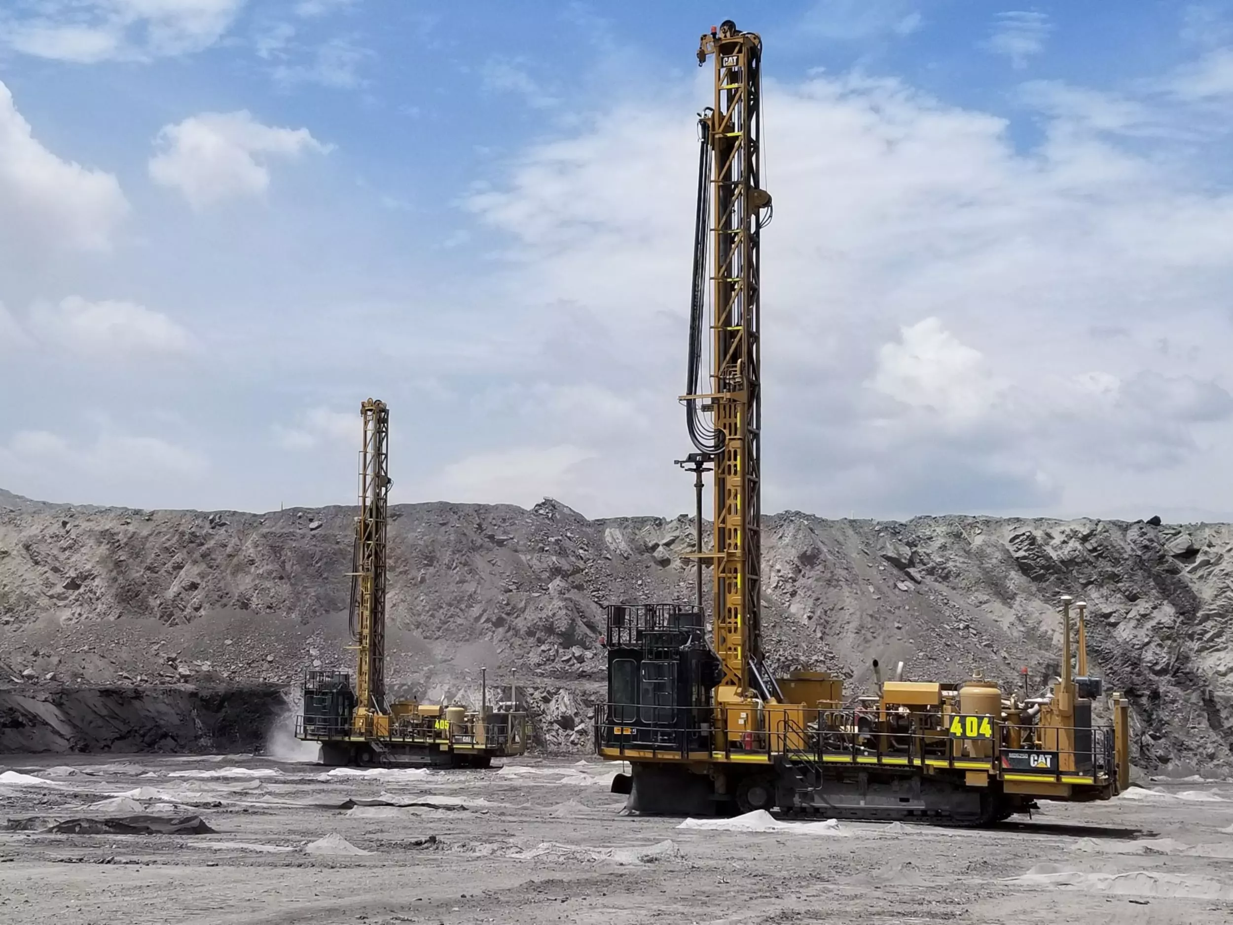Caterpillar MD6250, Буровые станки для устройства свай
