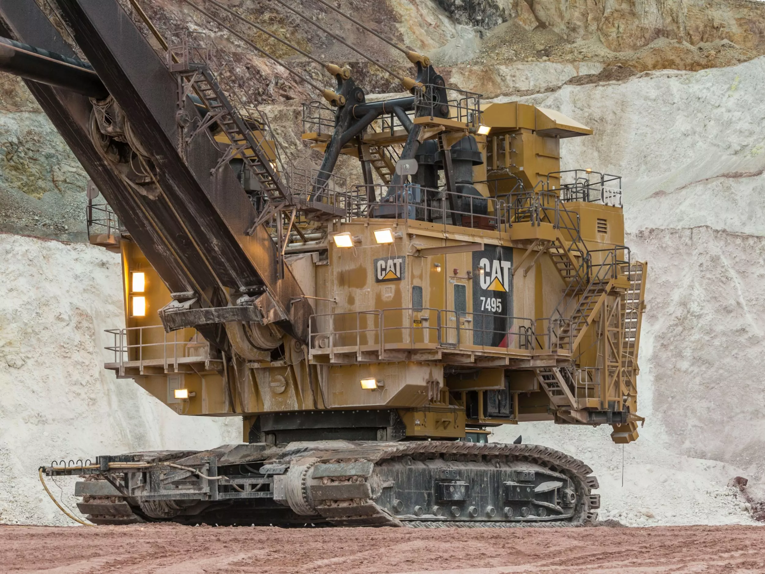 Caterpillar 7495, Карьерные экскаваторы