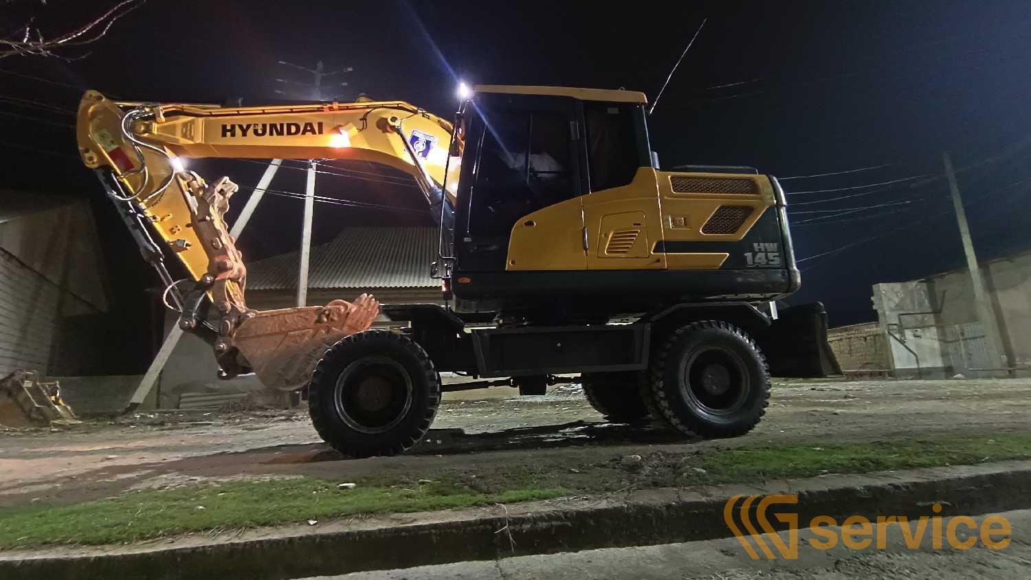 Hyundai R 140LCM-7