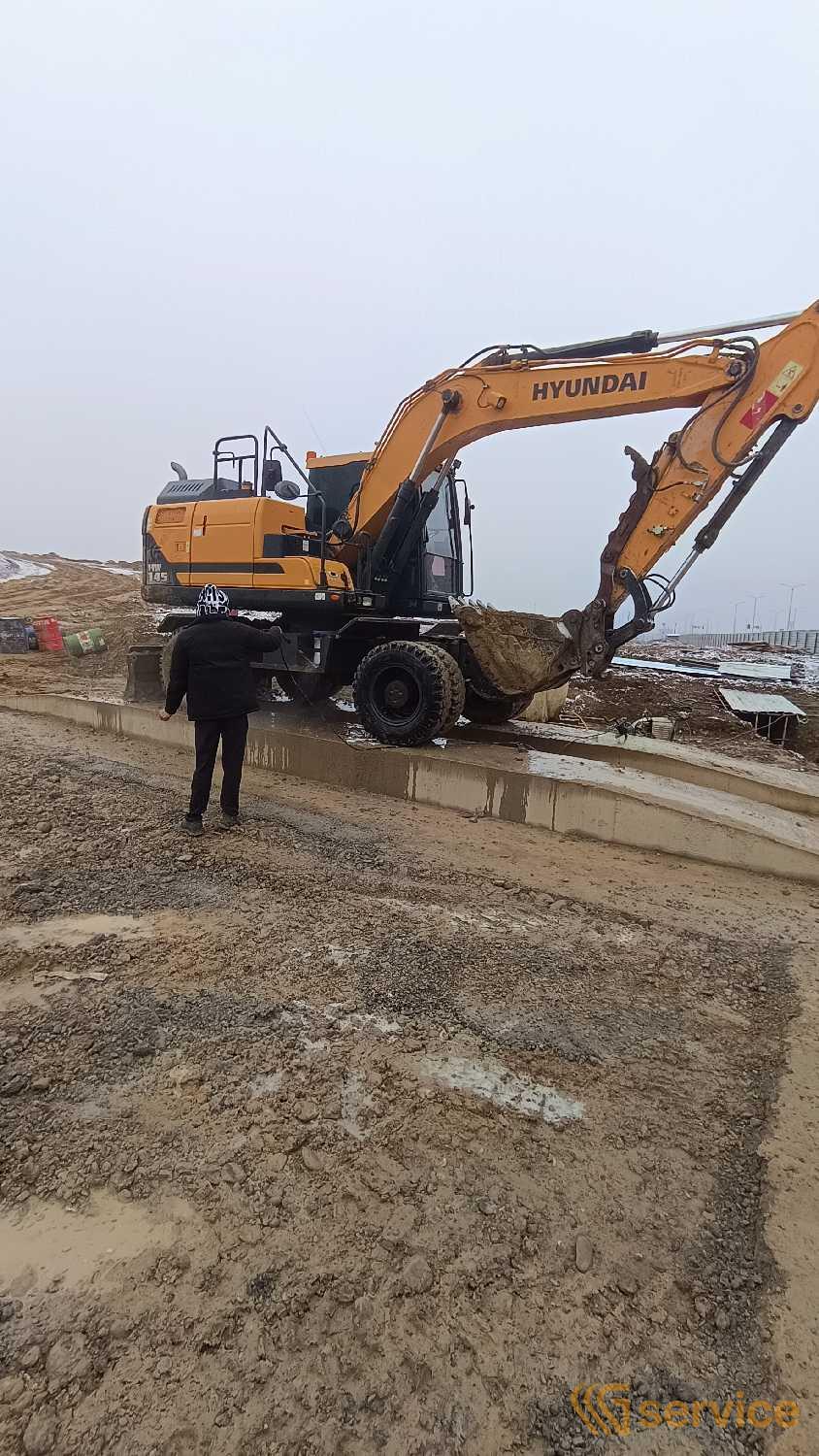 Hyundai R 140LCM-7