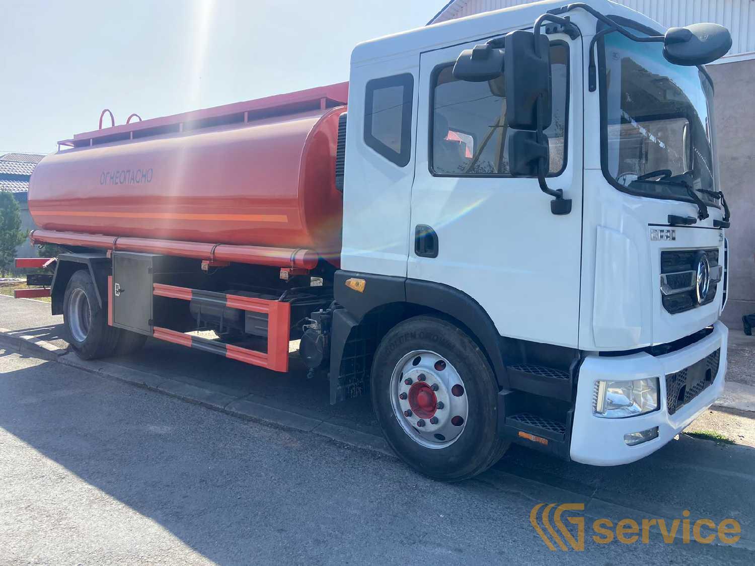Shacman SX5318GJBDT326