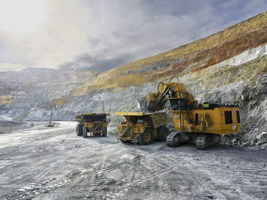 Caterpillar 6060, Карьерные экскаваторы