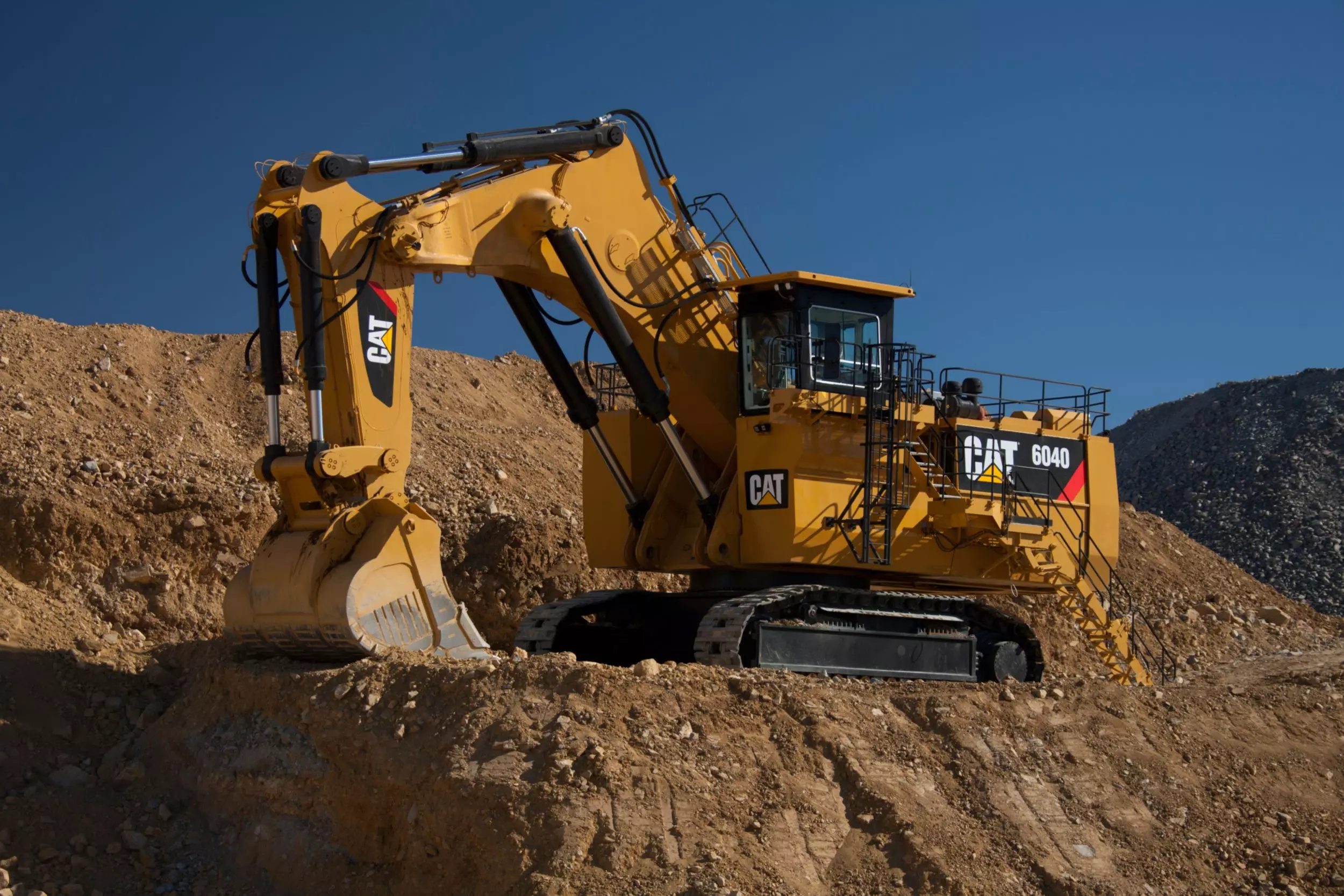 Caterpillar 6040/6040 FS, Карьерные экскаваторы