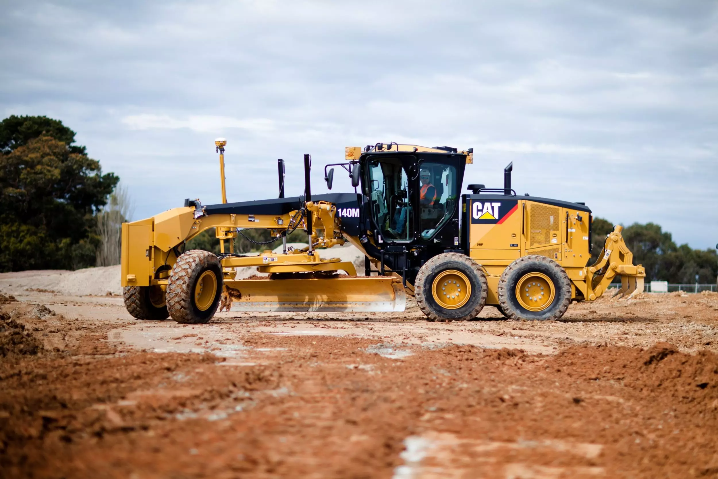 Caterpillar 150 / 150 AWD, Грейдеры