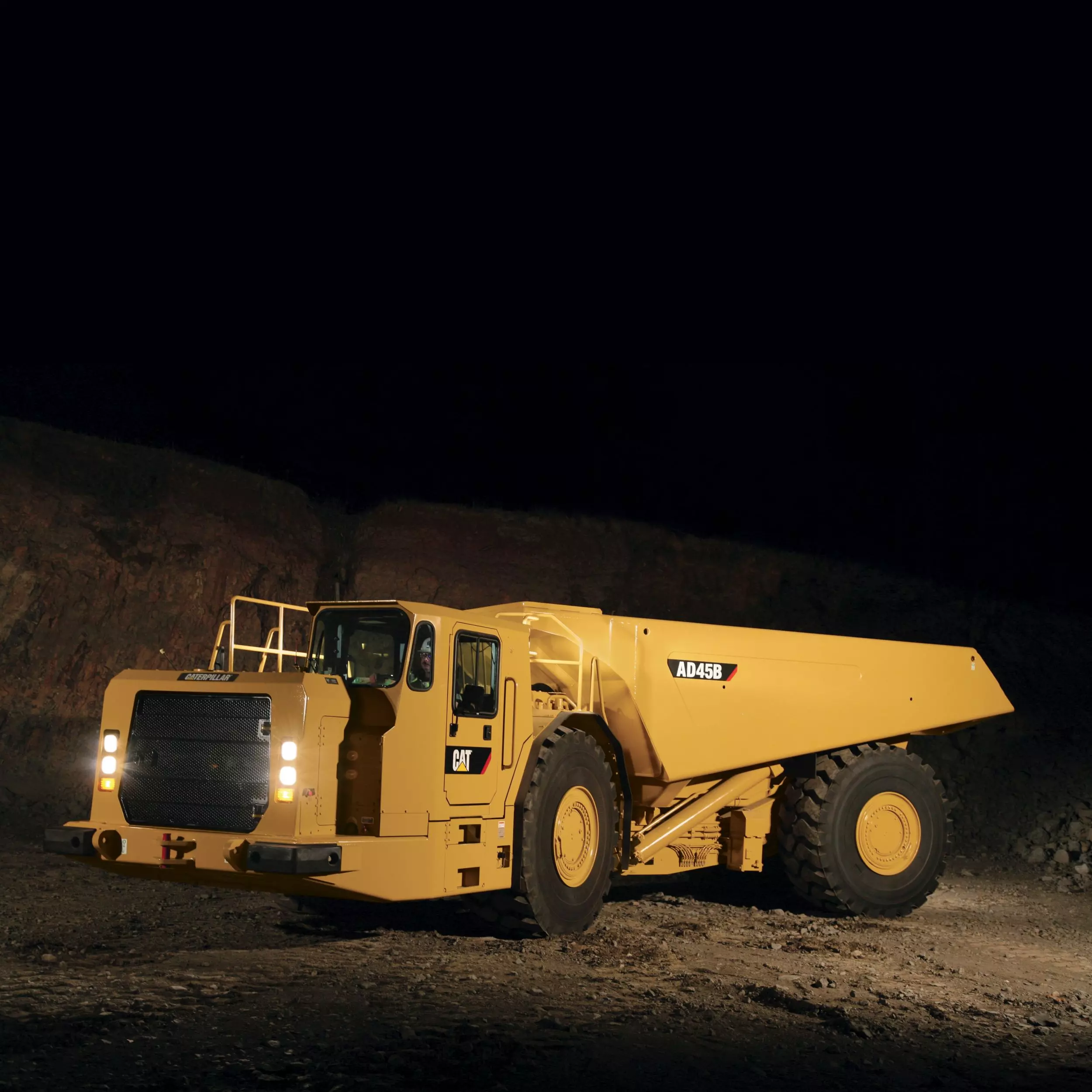 Caterpillar AD45B, Шахтные самосвалы