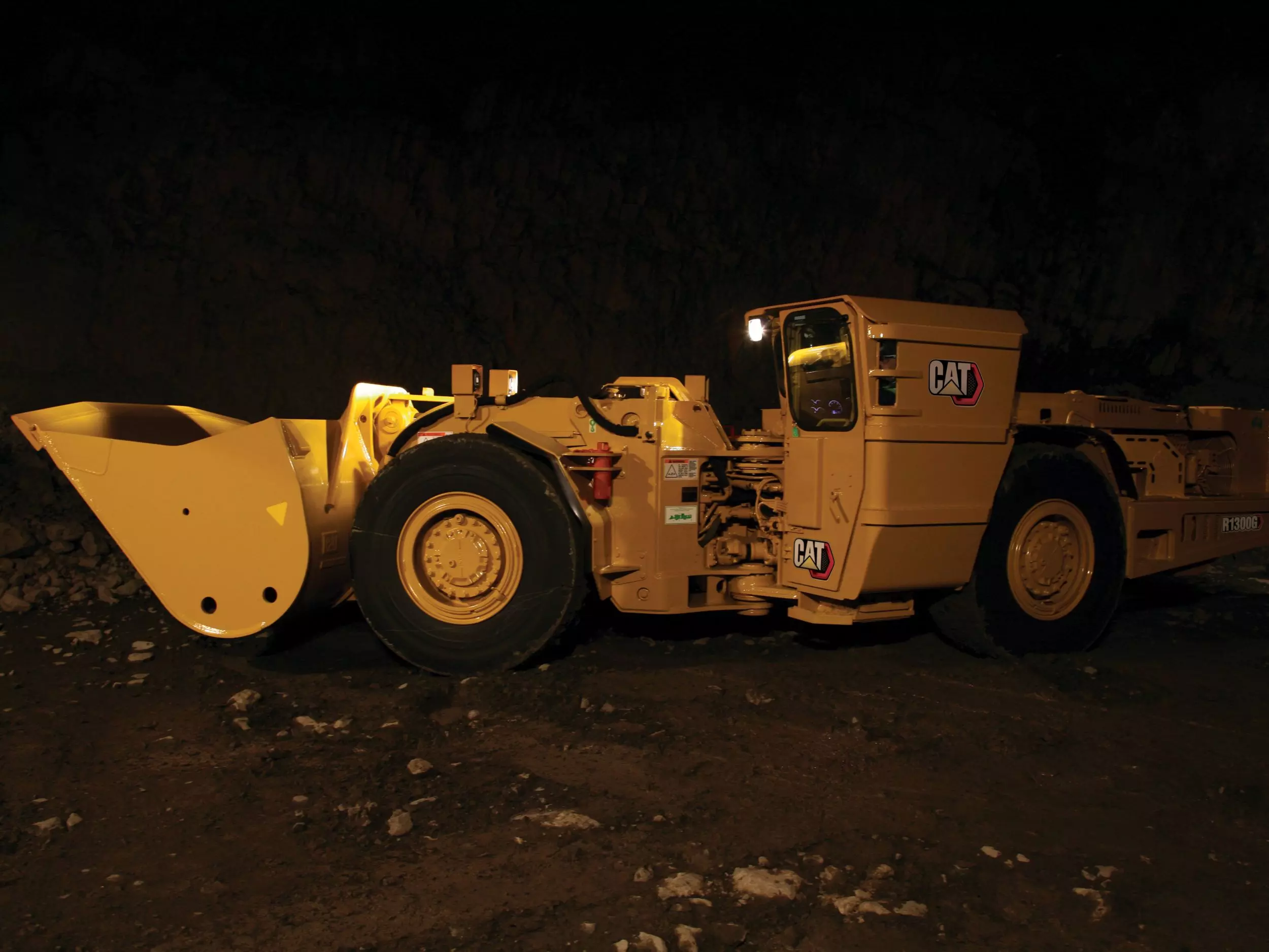 Caterpillar R1300G, Шахтные погрузчики