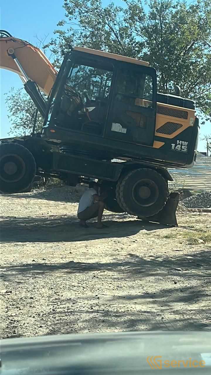 Hyundai ROBEX 140