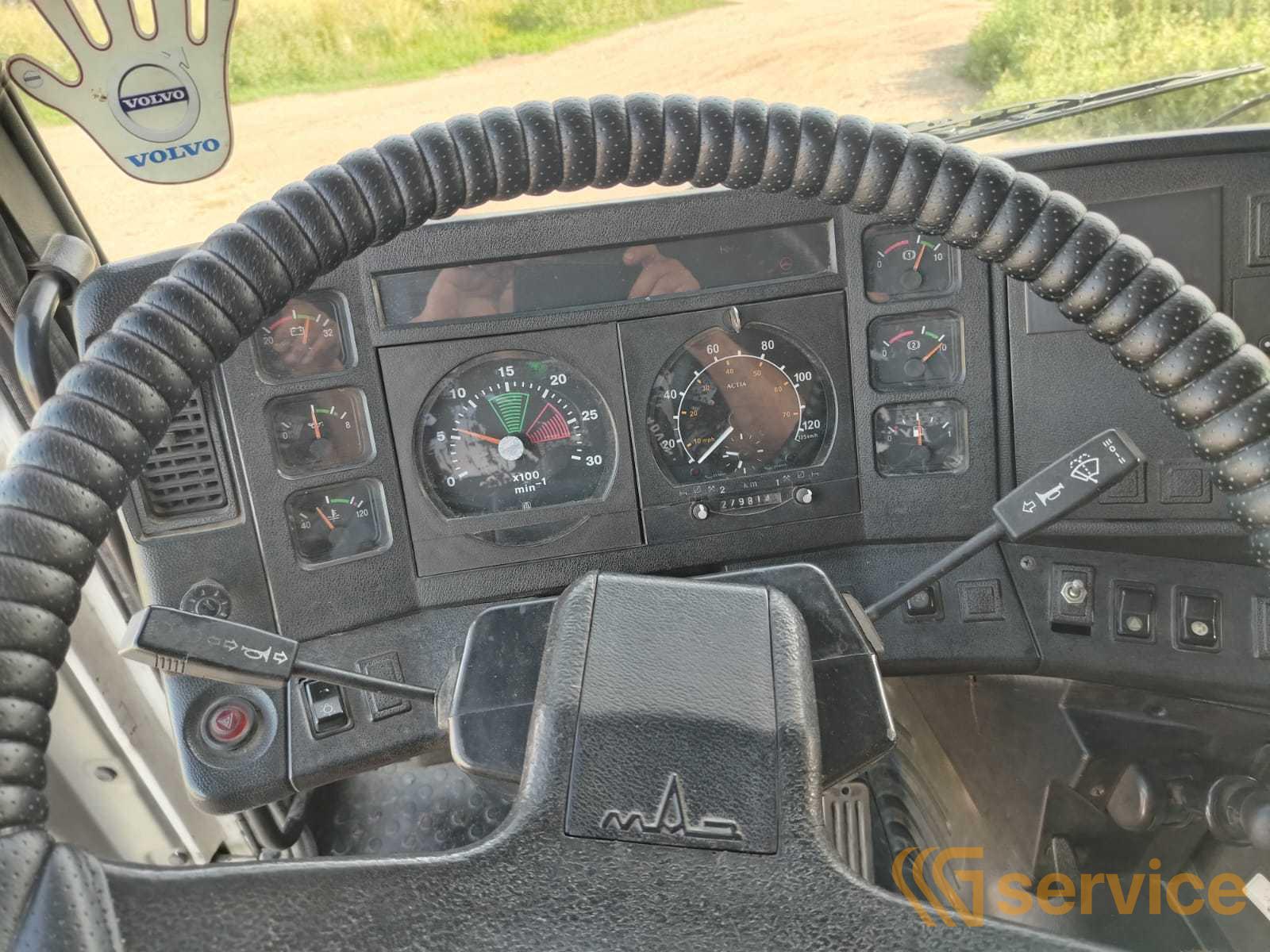 МАЗ 492143-390