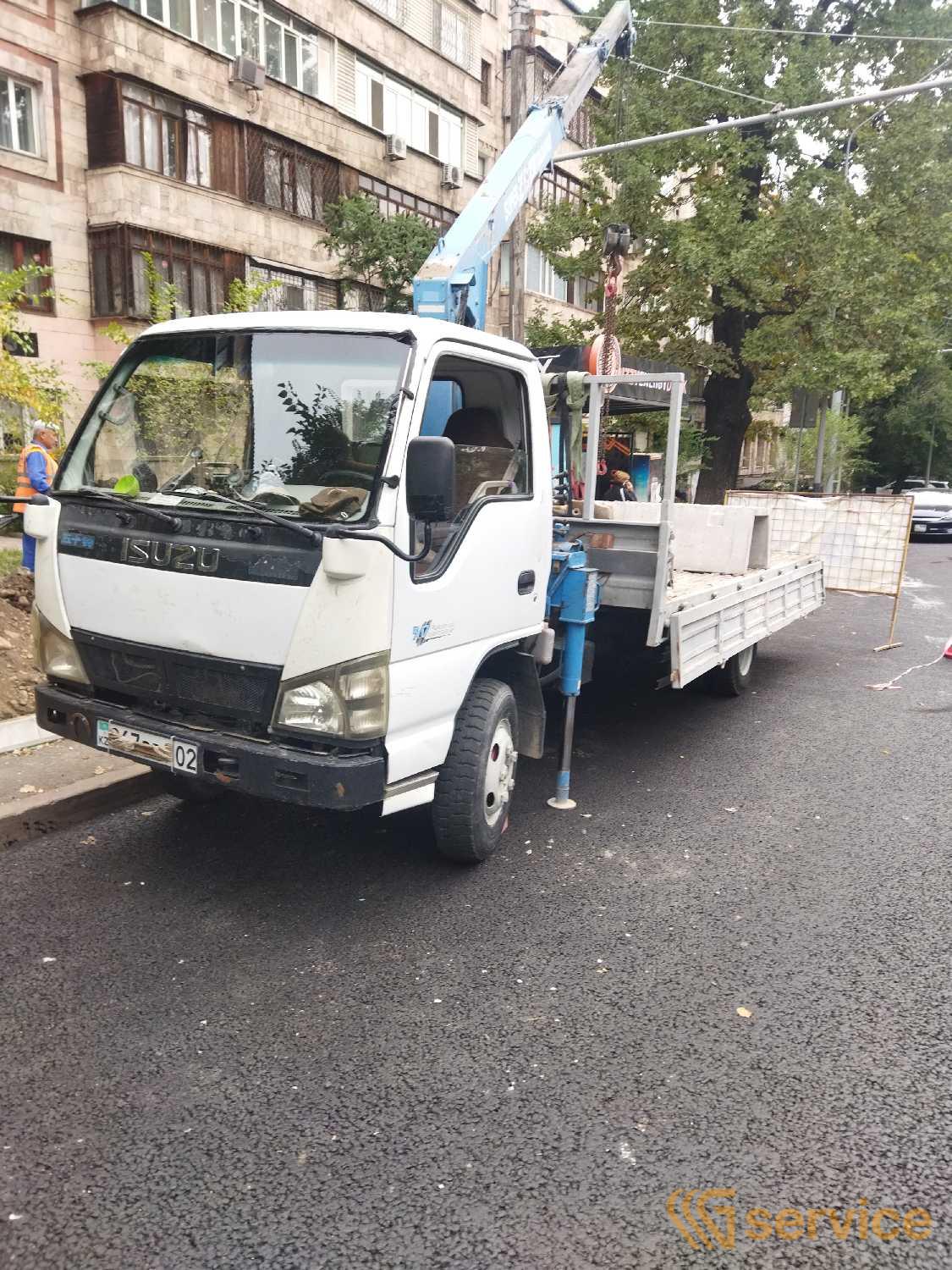 ISUZU