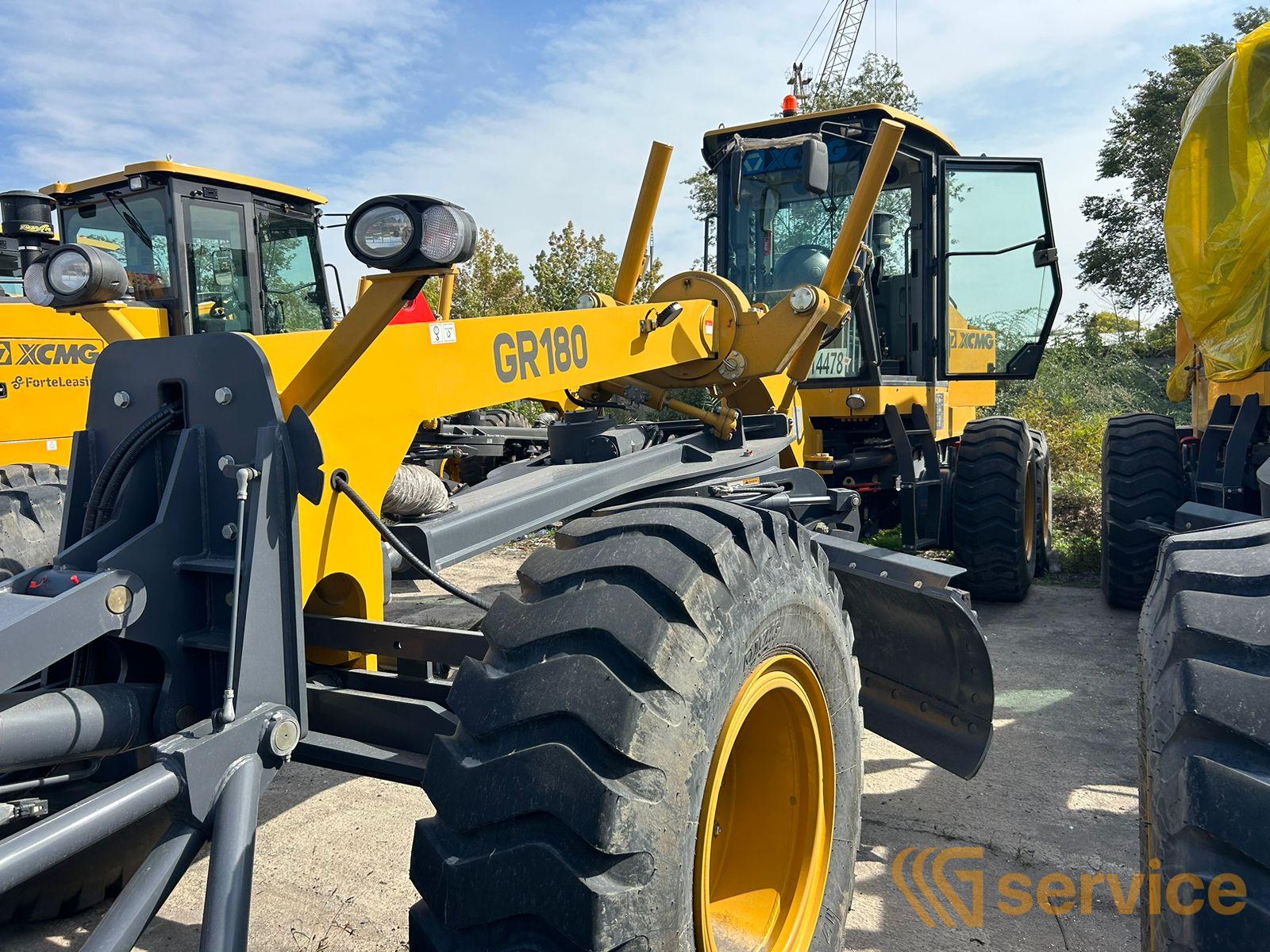 XCMG GR180