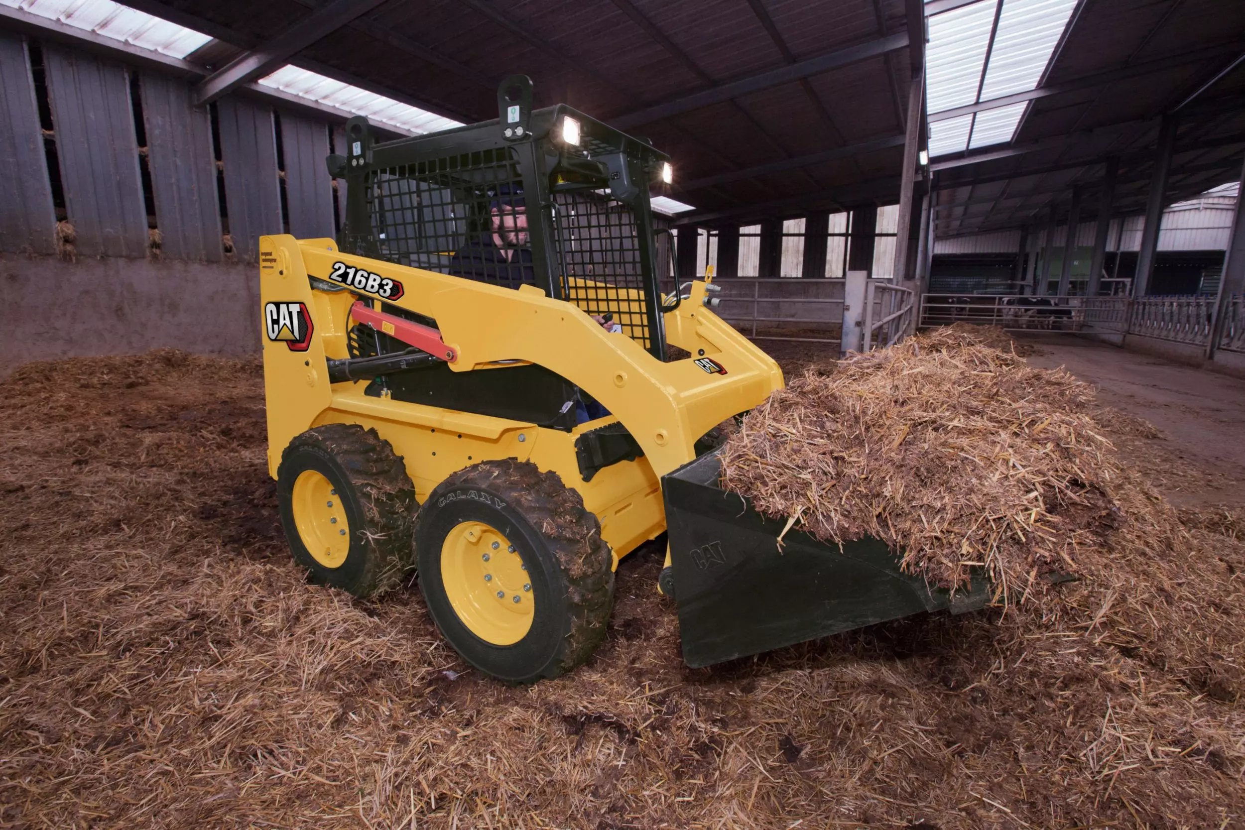 Caterpillar 216B3, Мини-погрузчики