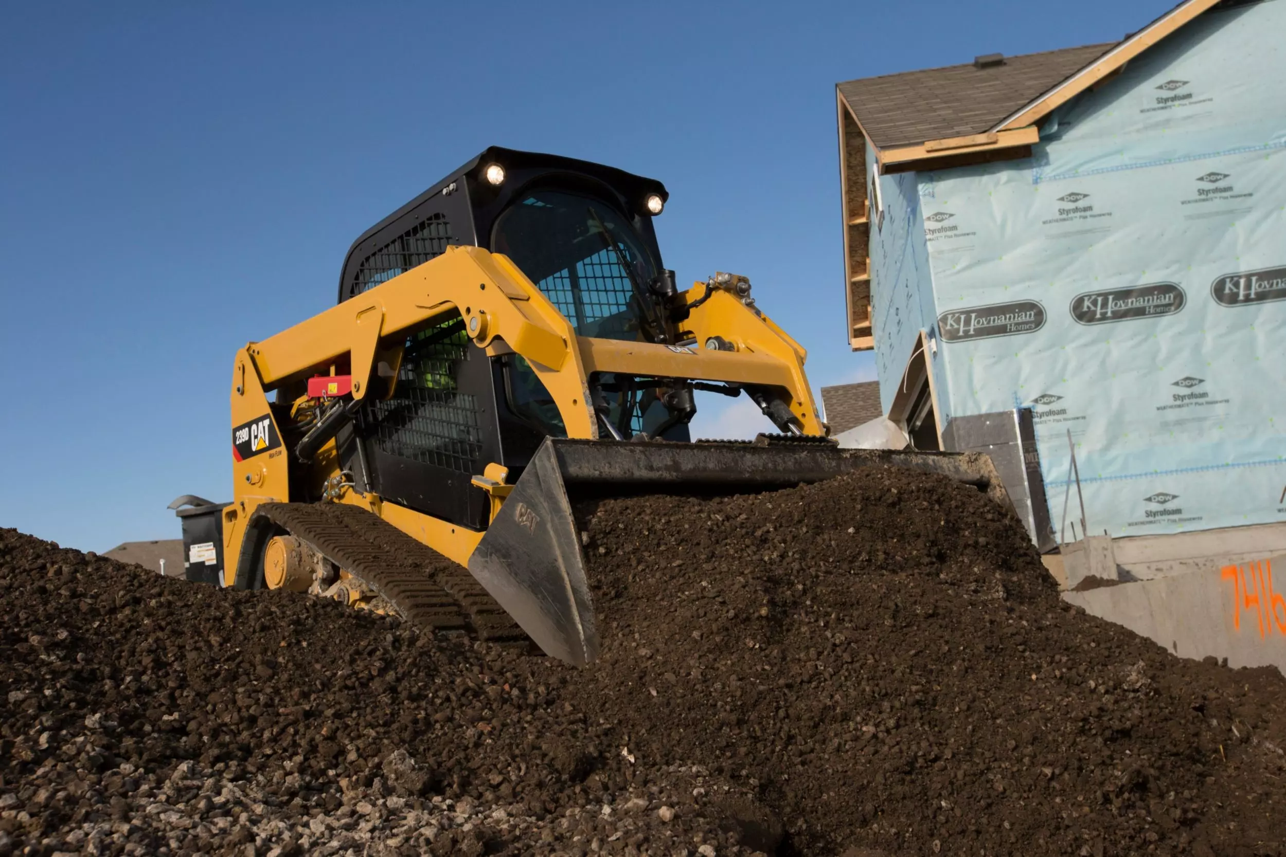 Caterpillar 239D, Мини-погрузчики