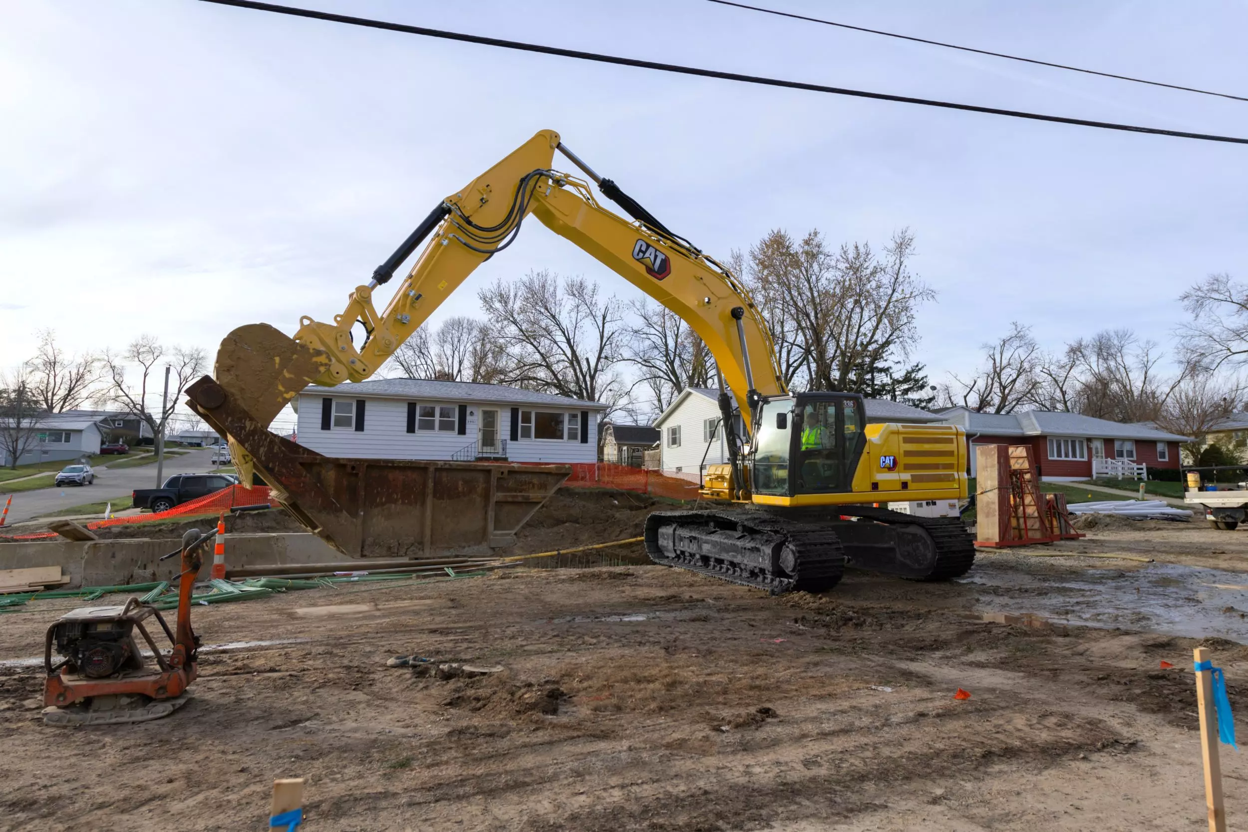 Caterpillar 336, Гусеничные экскаваторы