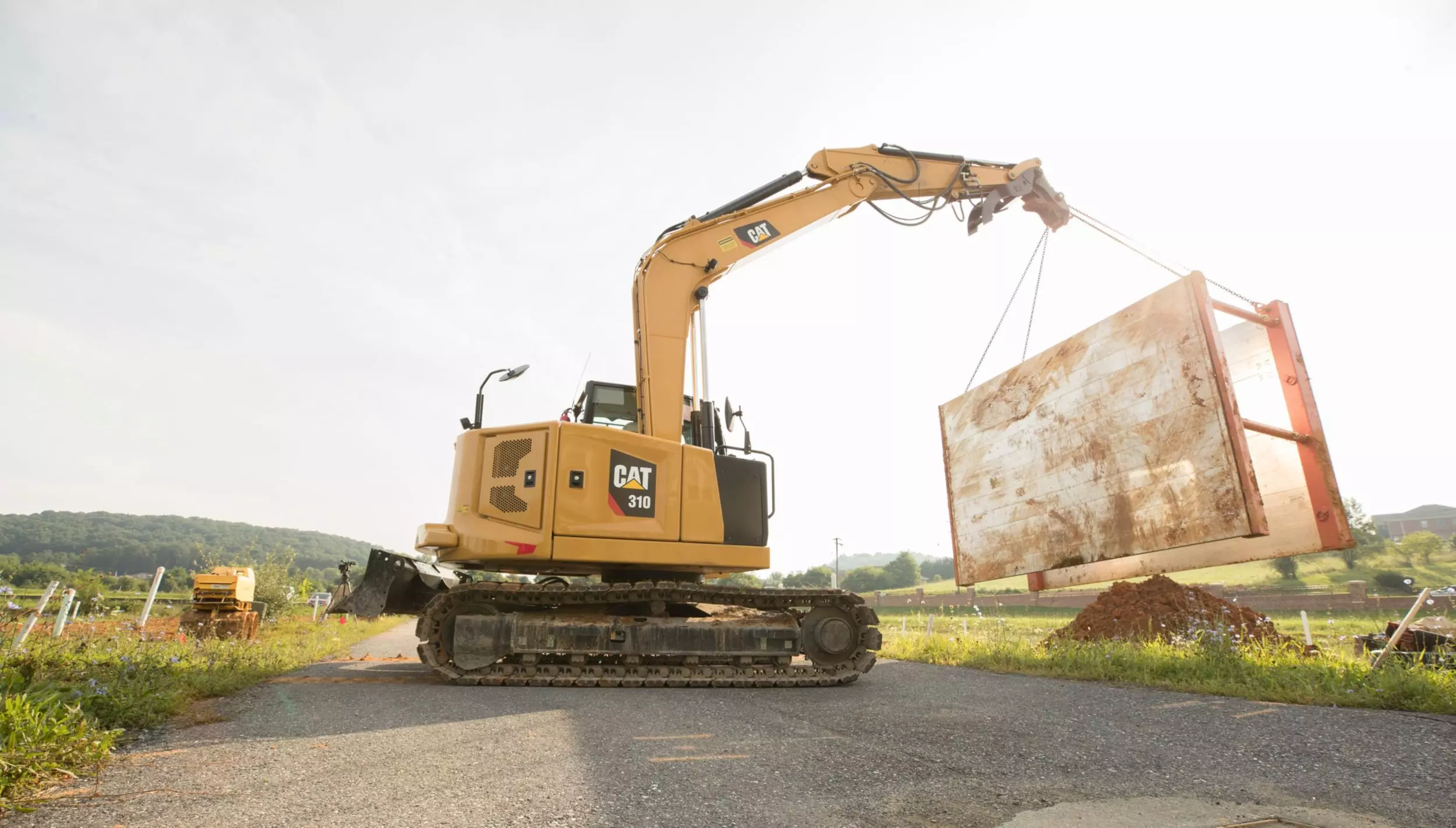 Caterpillar 310, Гусеничные экскаваторы
