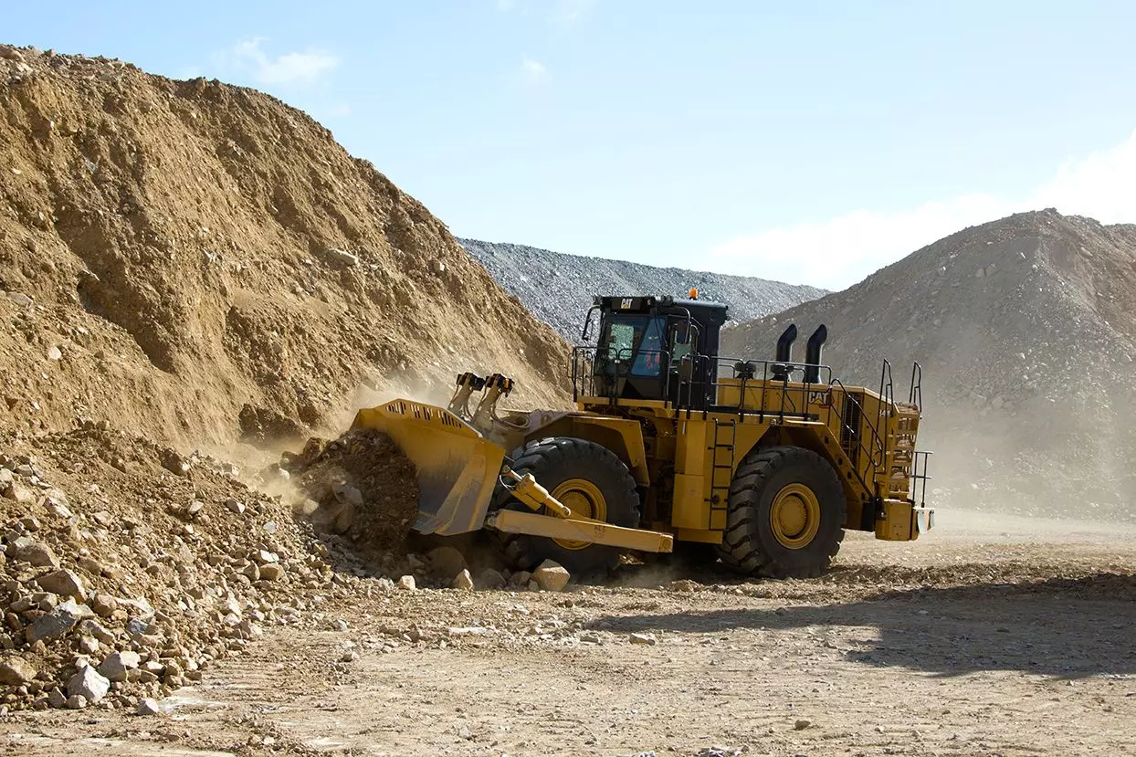 Caterpillar 844H, Бульдозеры