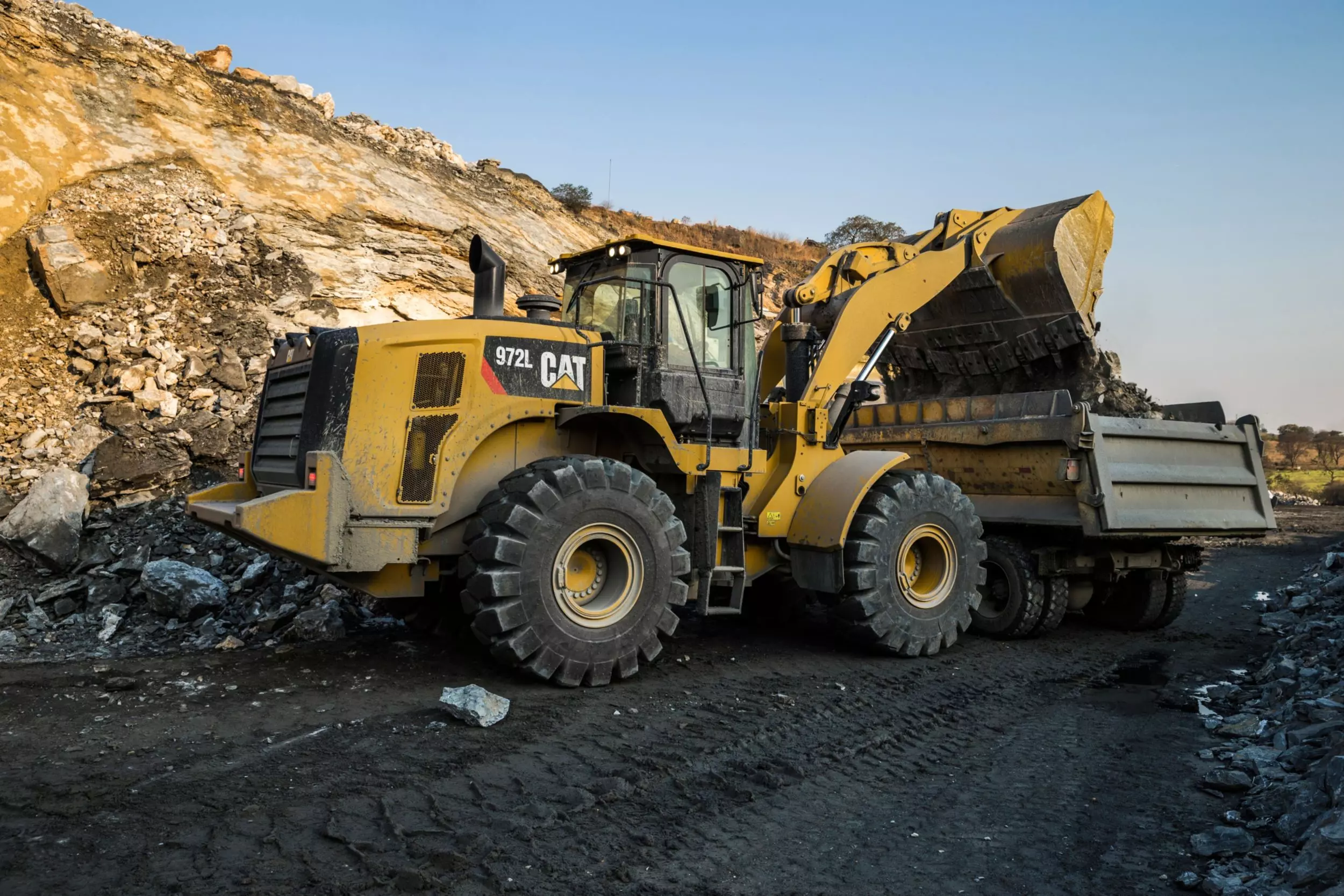 Caterpillar 972L, Фронтальные погрузчики