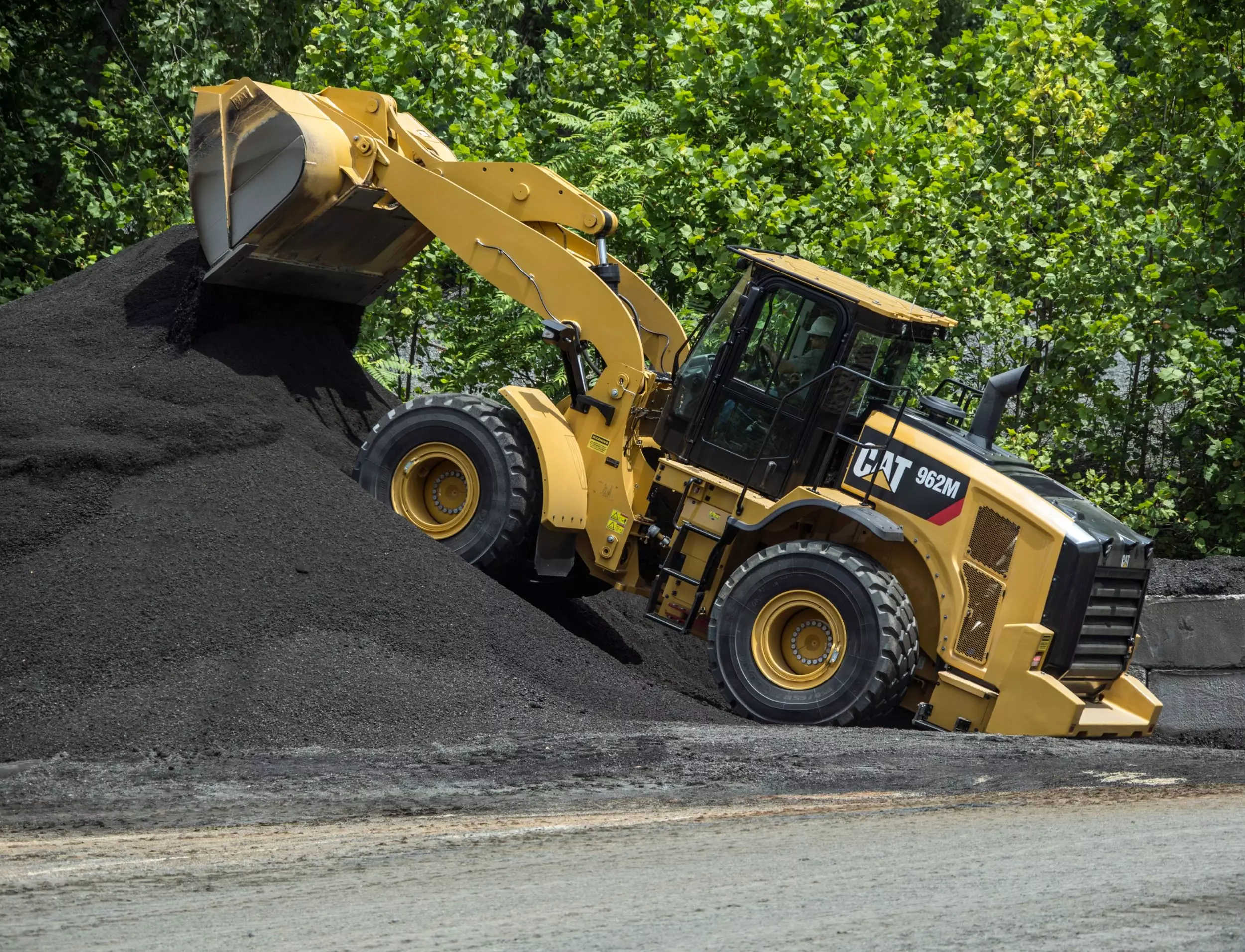 Caterpillar 962M, Фронтальные погрузчики