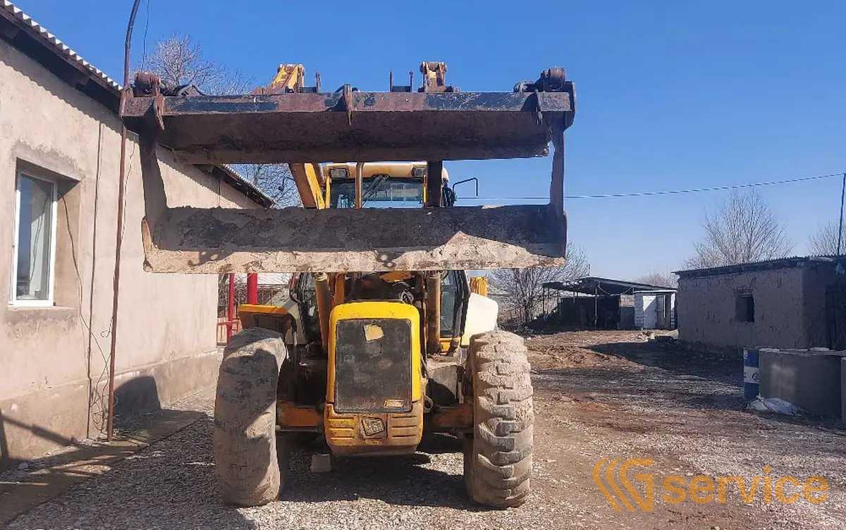 JCB 2CX