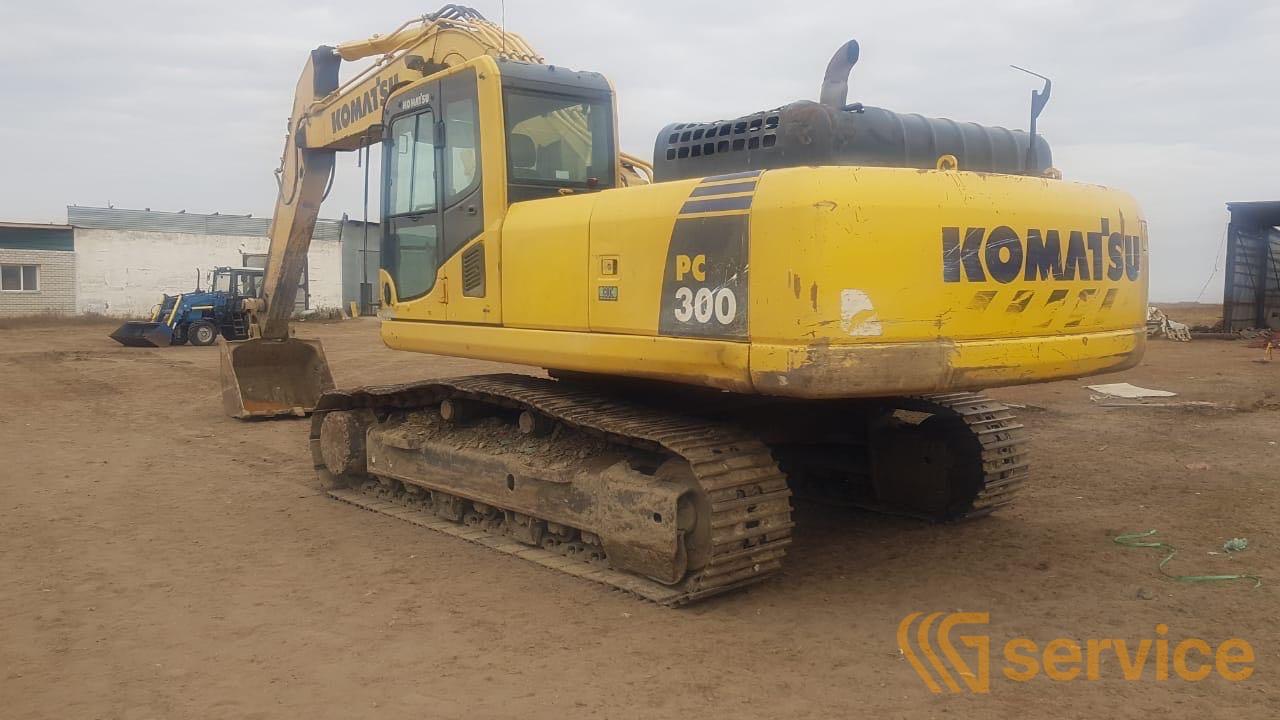 KOMATSU