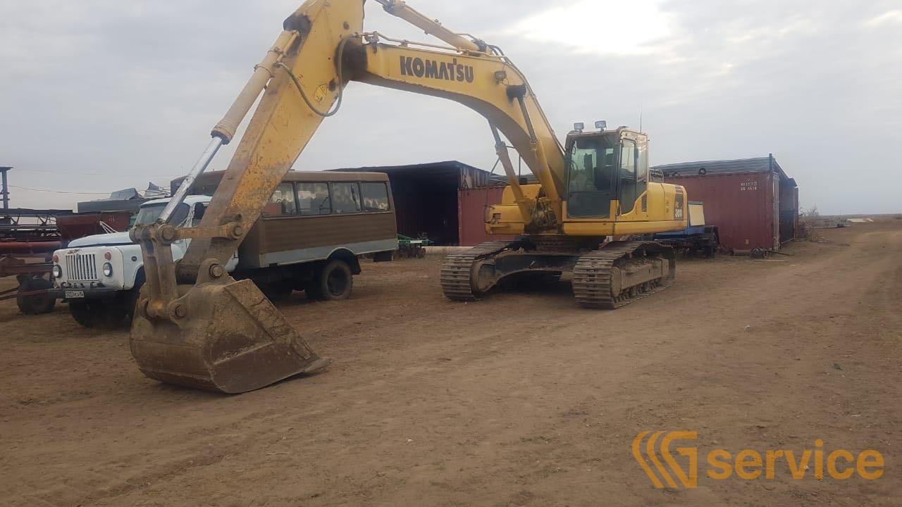Komatsu PC300LC-8M0