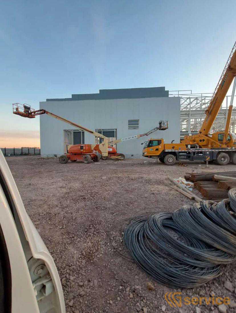 JLG