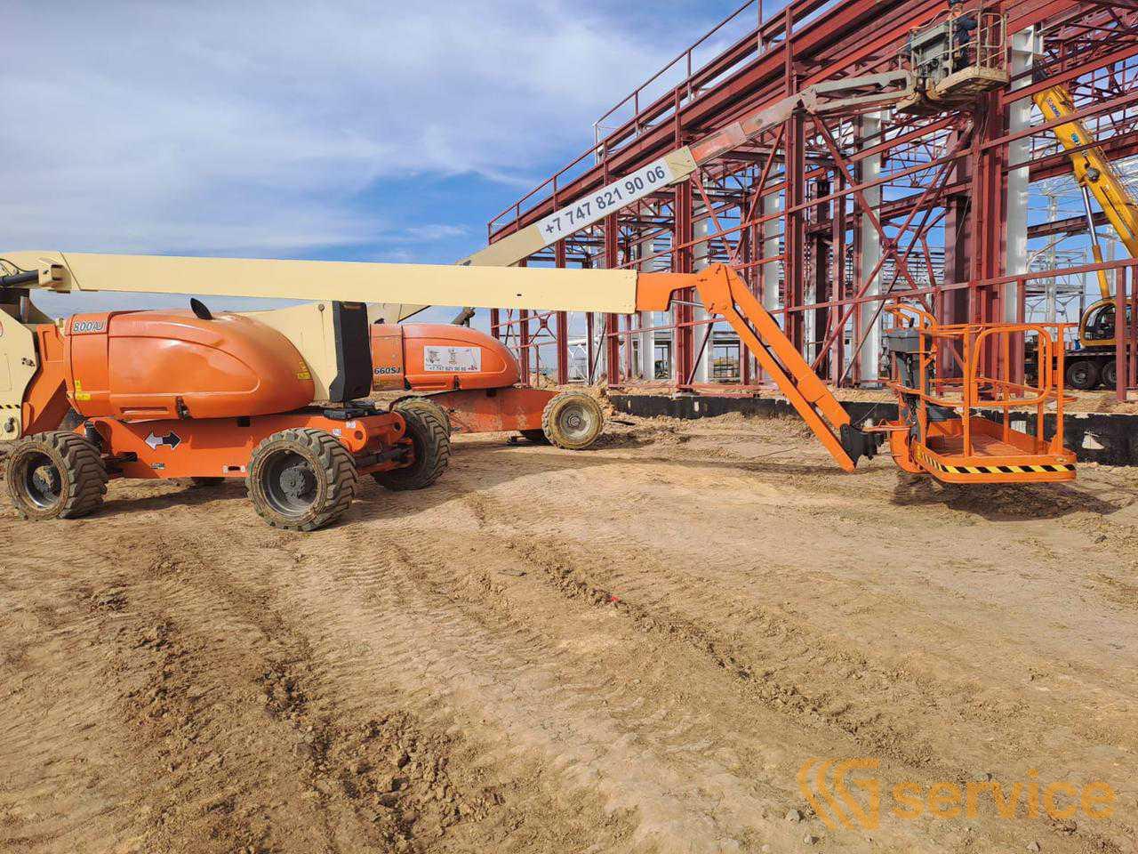 JLG