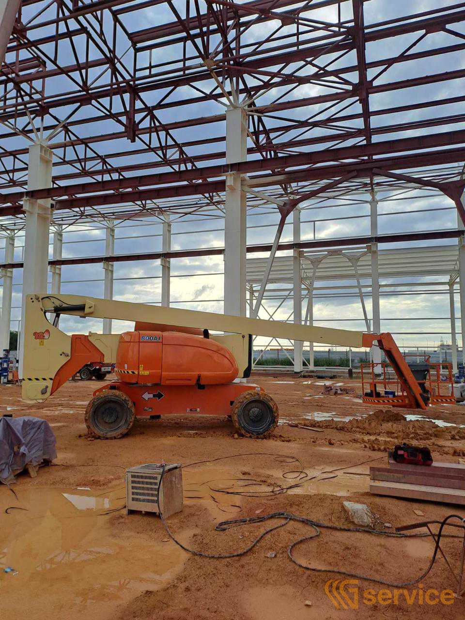 JLG