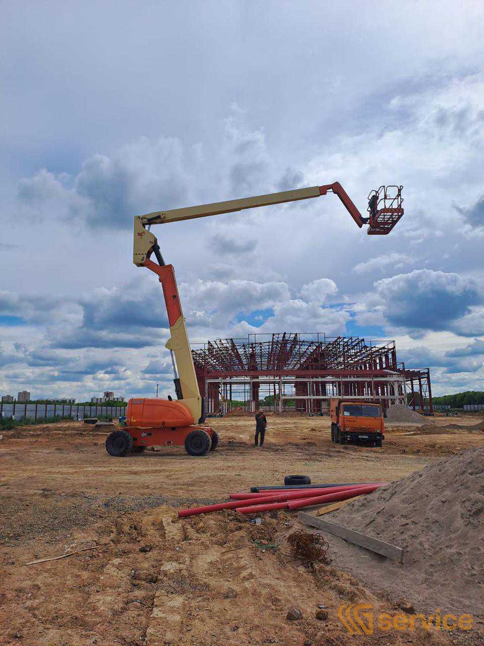 JLG