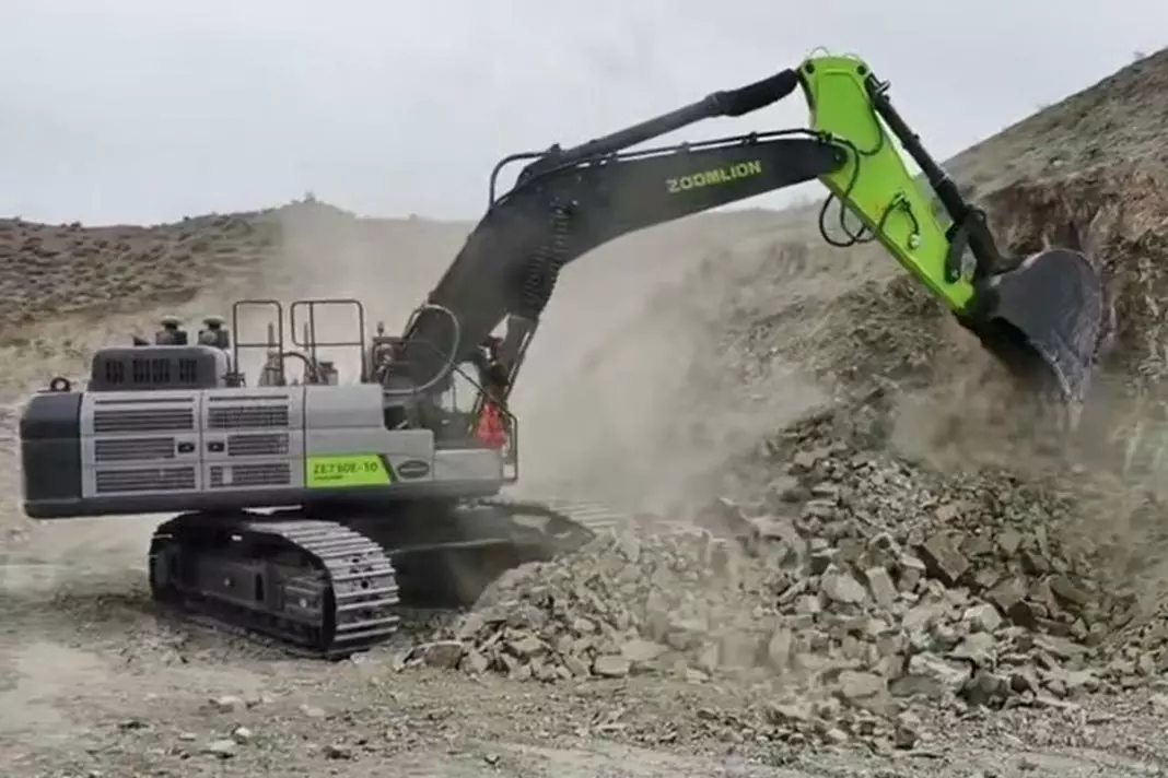Zoomlion ZE730EK-10, Гусеничные экскаваторы