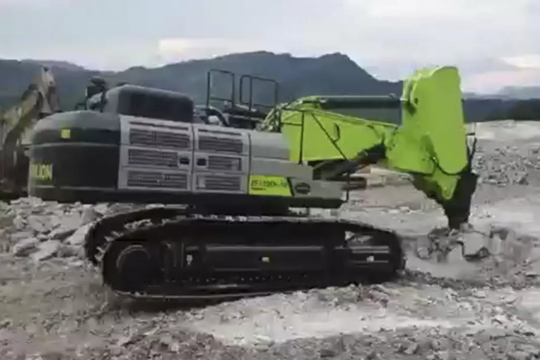 Zoomlion ZE730EK-10, Гусеничные экскаваторы