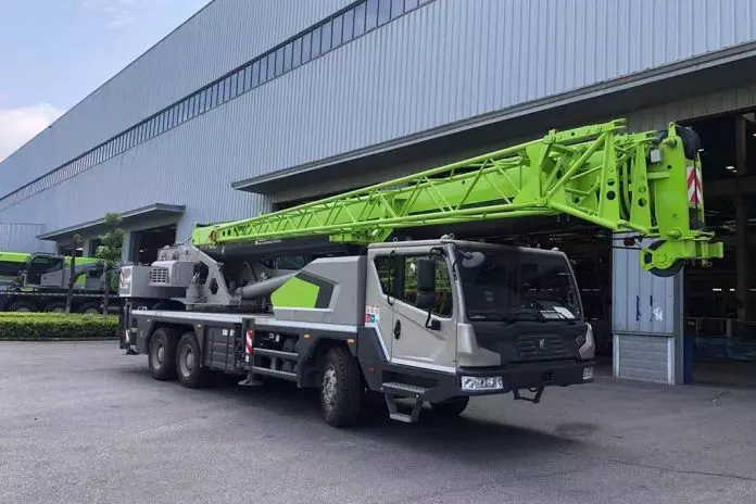 Zoomlion ZTC300V, Автокраны
