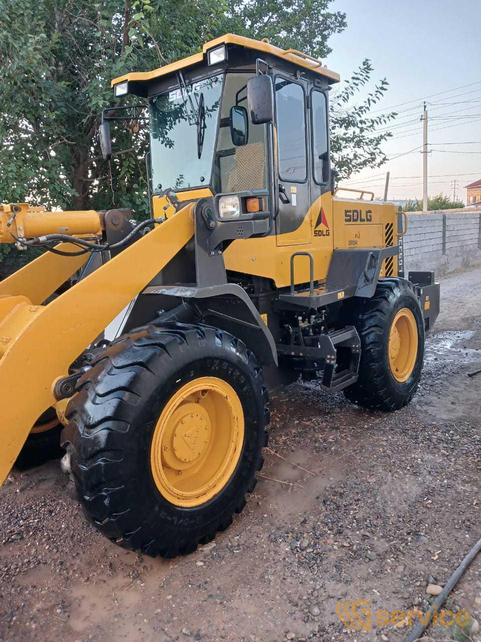 SDLG LG933L