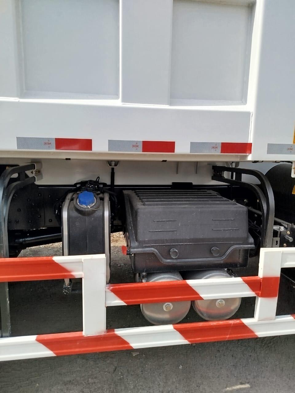 XCMG XGA3251D5WC