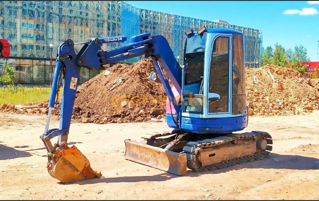 KOMATSU