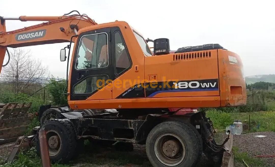 DOOSAN / DEVELON