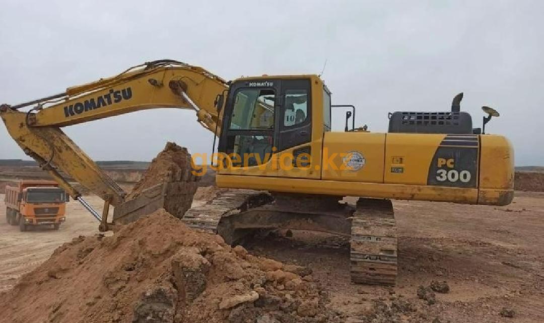 KOMATSU