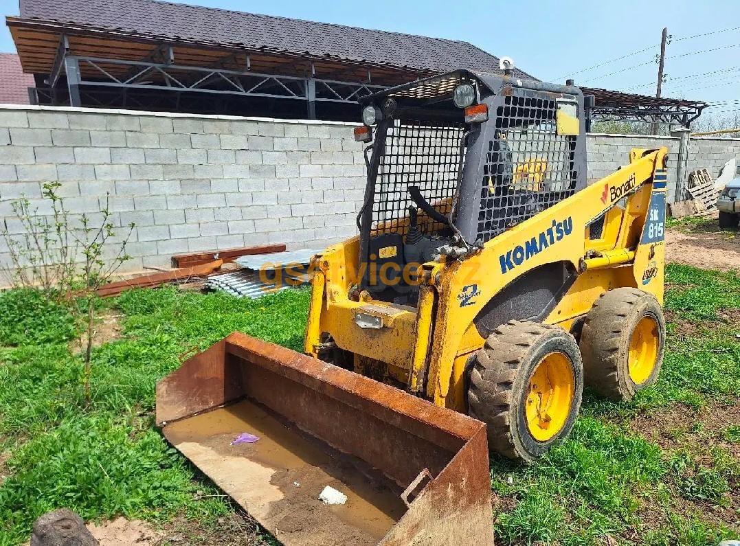 KOMATSU