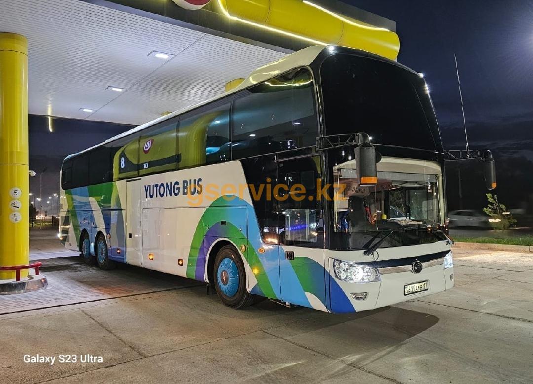 VAN HOOL
