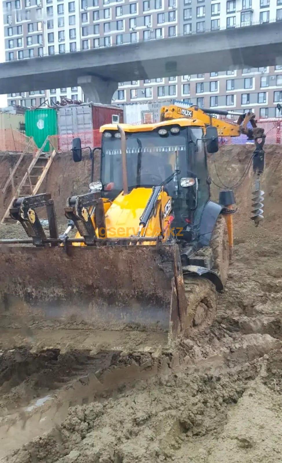 JCB